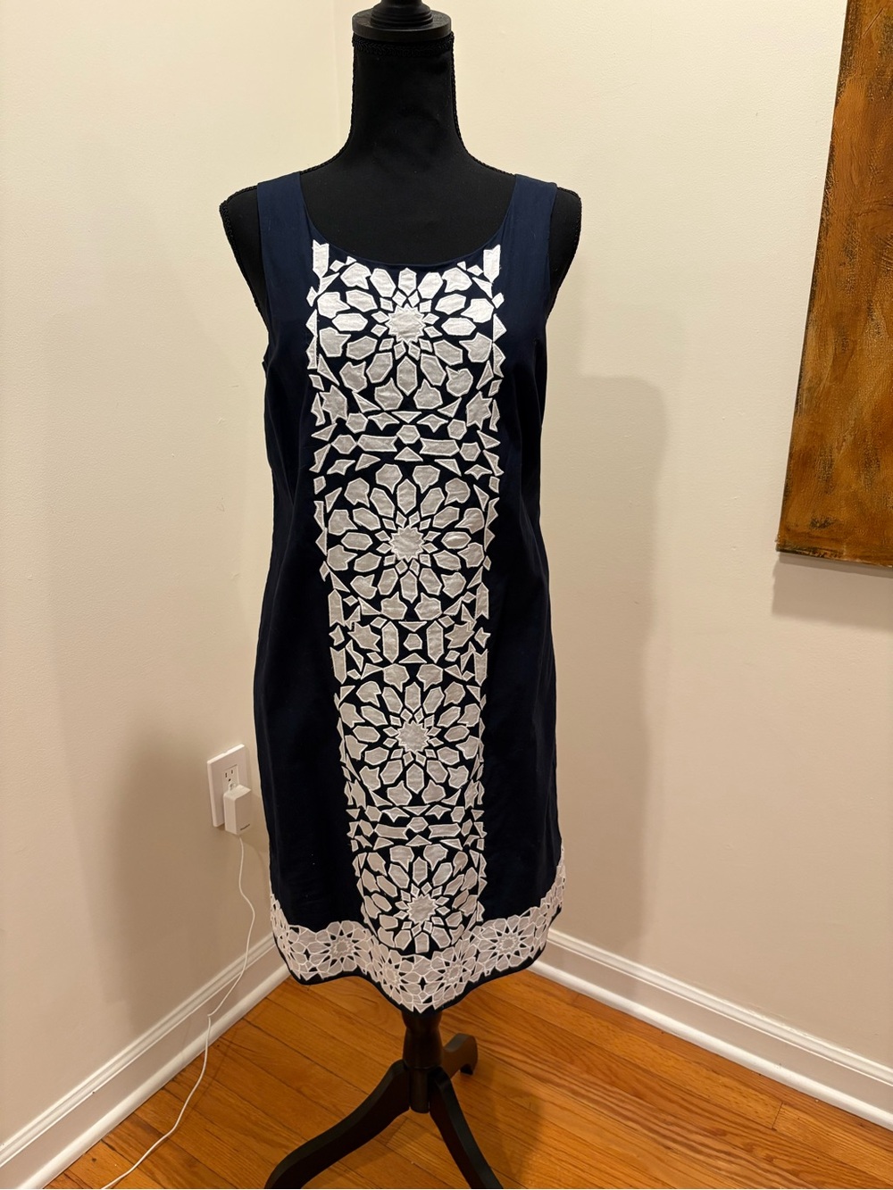 Vineyard Vines Navy Sleeveless Shift Dress with White Crochet Panel